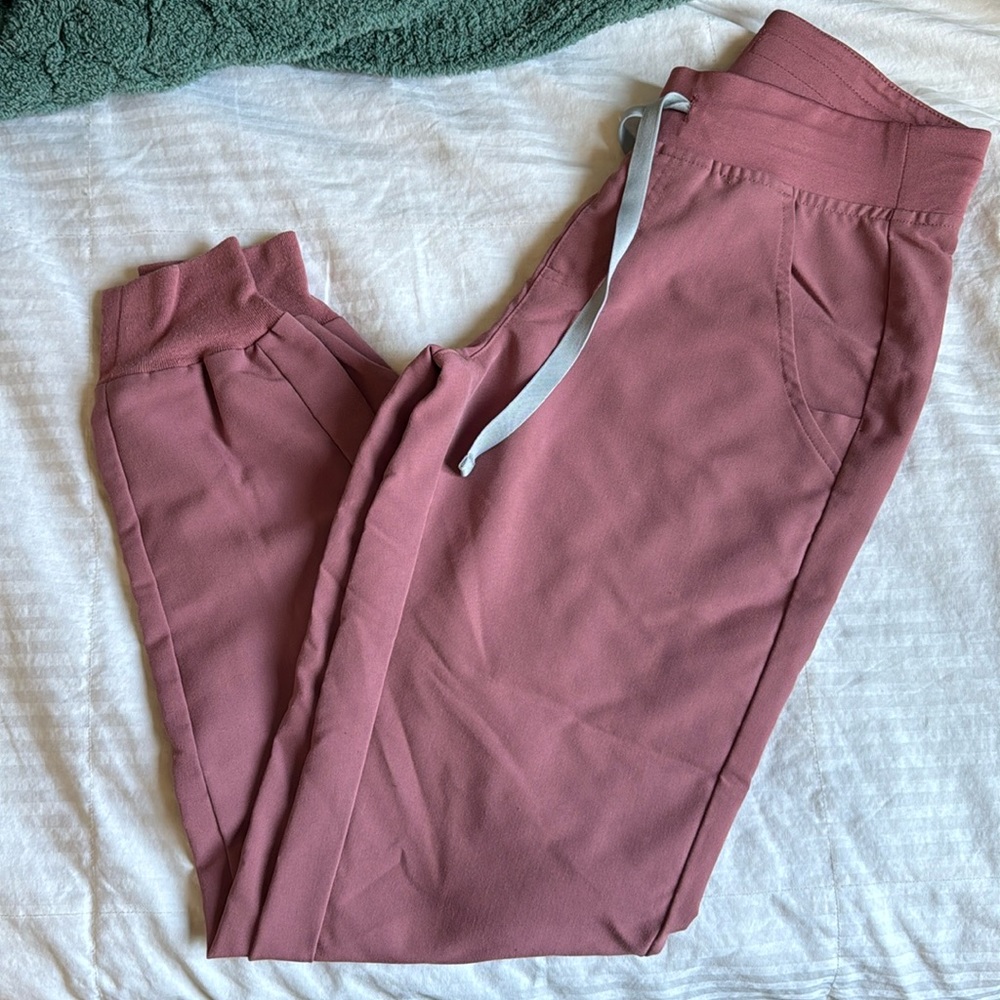 Figs rose leggings